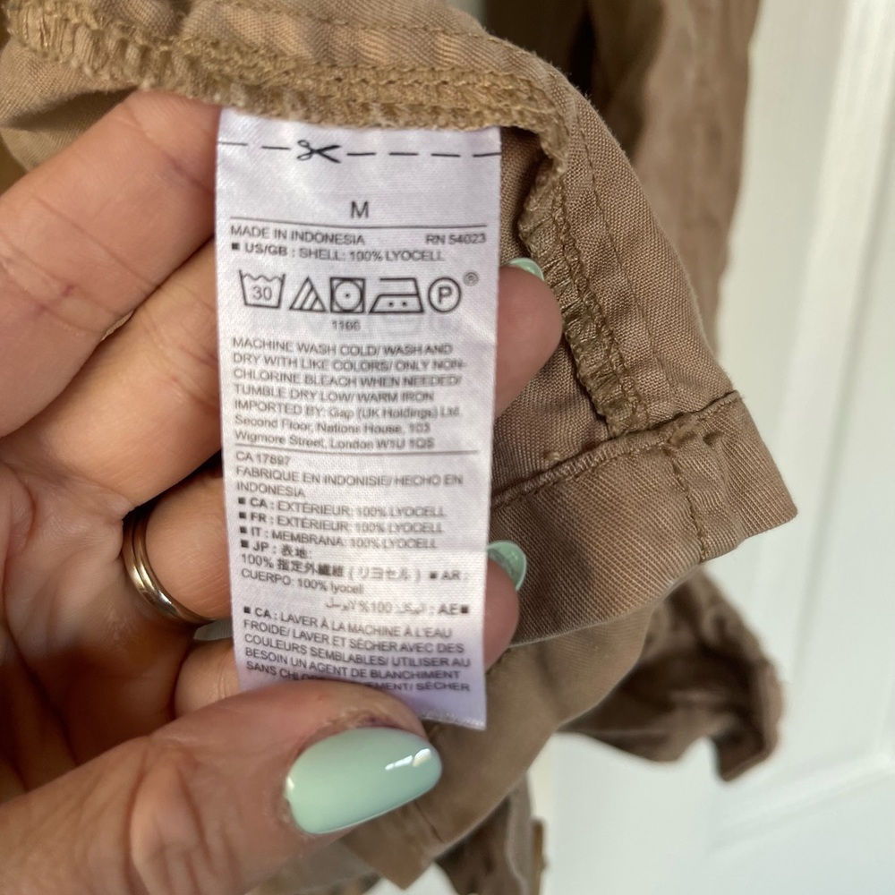 Gap Tan Shacket - image 3